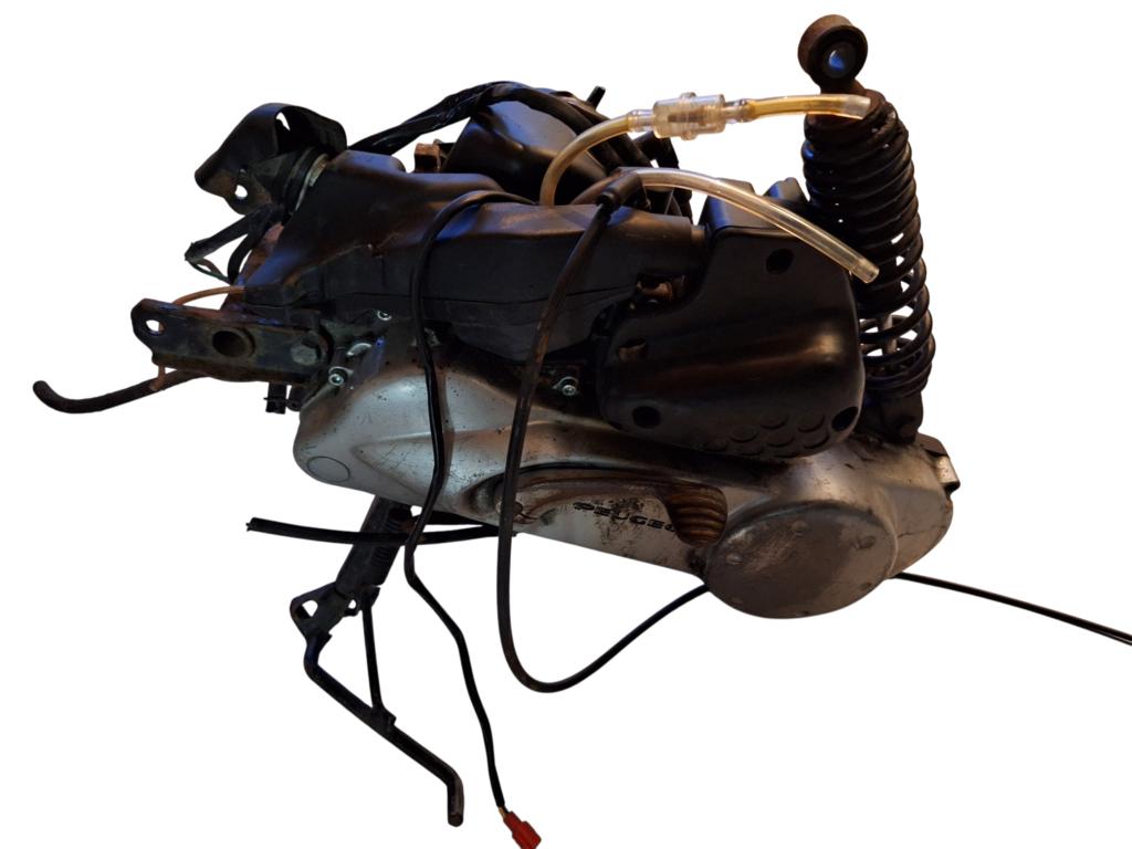 Motorblok motor blok origineel Peugeot Vivacity 2takt 10 inc, Gebruikt, Ophalen of Verzenden, Peugeot, Peugeot