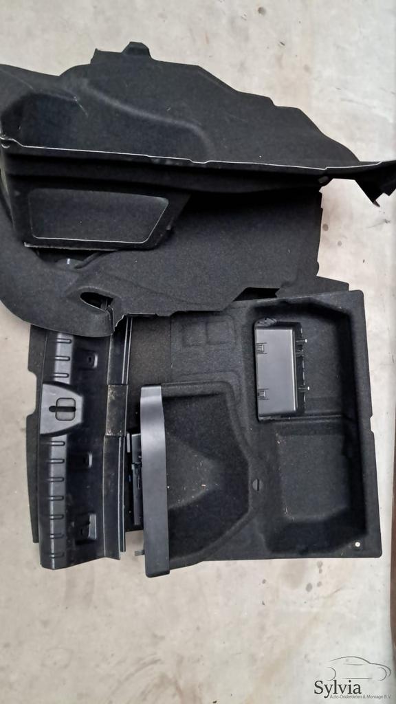 Bekleding set  kofferbak bagageruimte Antraciet / zwart  BMW, Gebruikt, -, -, Ophalen of Verzenden
