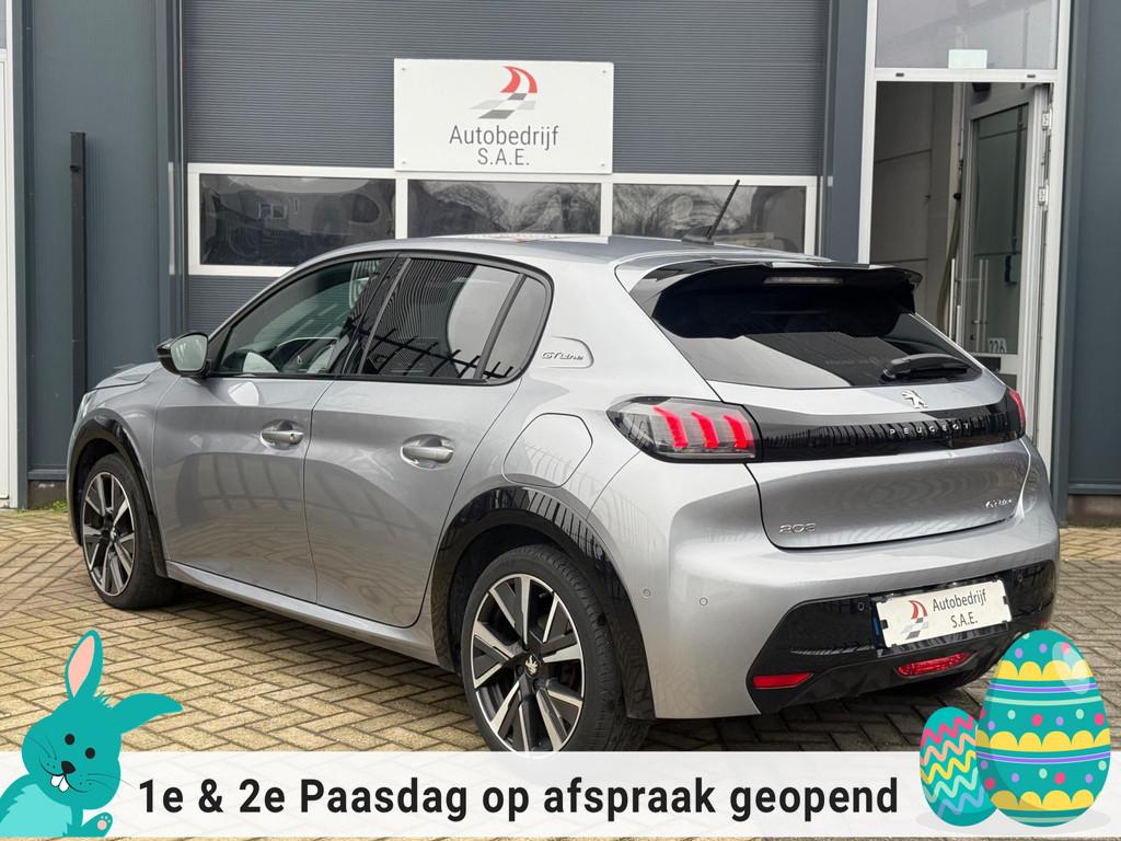 Peugeot 208 1.2 PureTech GT-Line CARPLAY PANO COCKPIT CAMERA, 101 pk, Gebruikt, Euro 6, Leder en Stof