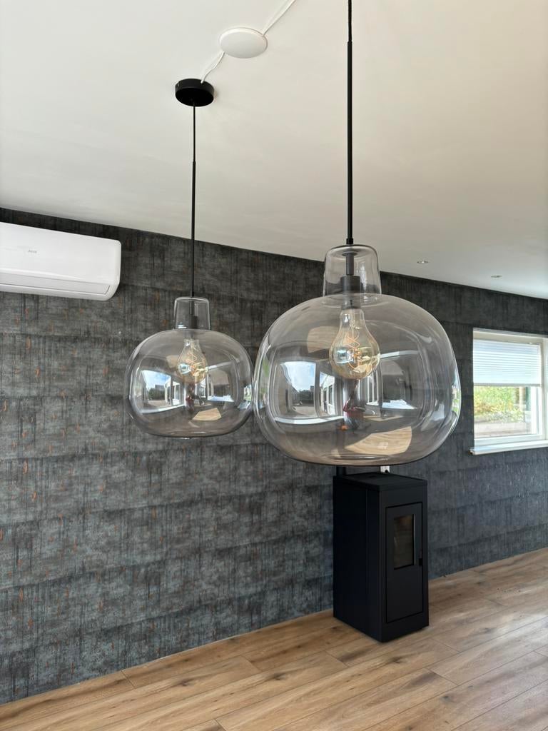 Twee hanglampen voor boven de eettafel, Ophalen, Gebruikt, Glas, 50 tot 75 cm