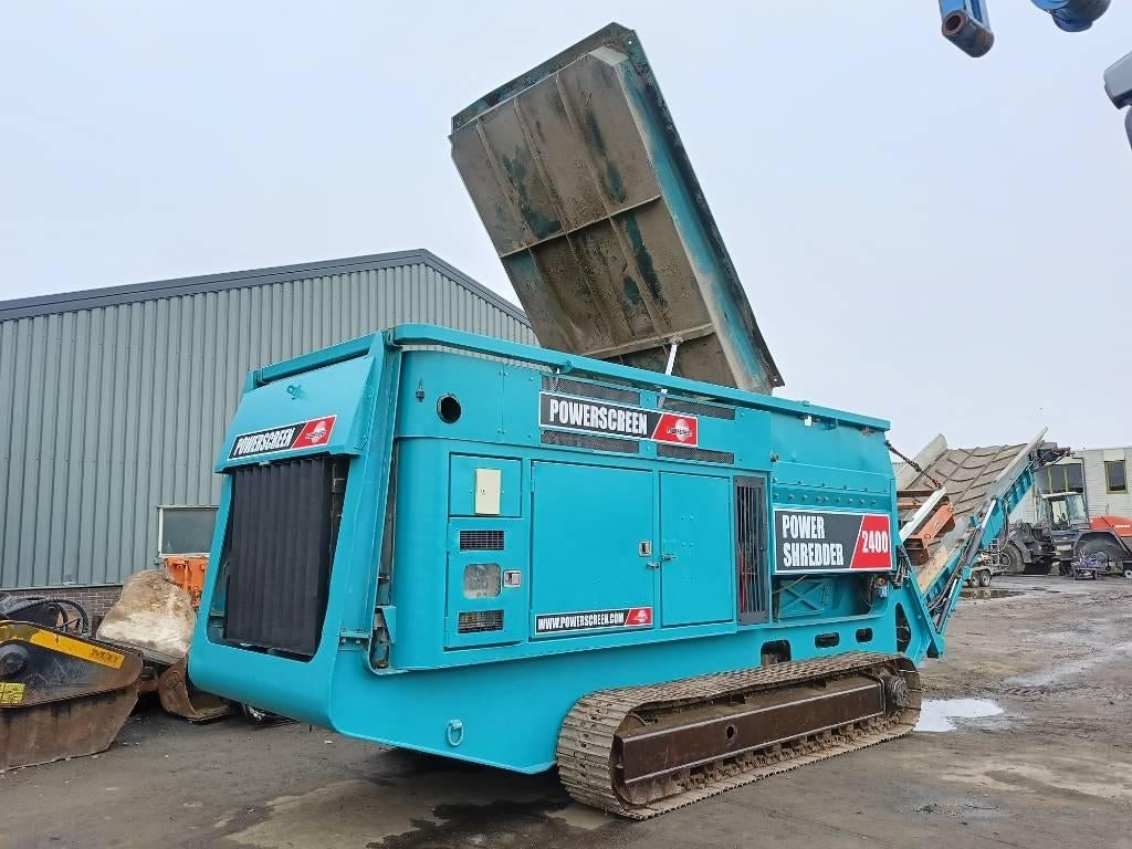 Powerscreen Powershredder 2400 shredder waste wood magnet be