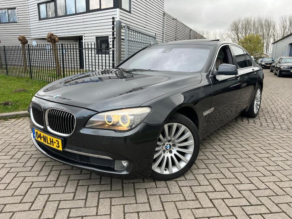 BMW 7-Serie 3.0 I 740i Automaat Leer Schuifdak Camera Full, Automaat, Achterwielaandrijving, USB, Dealer onderhouden