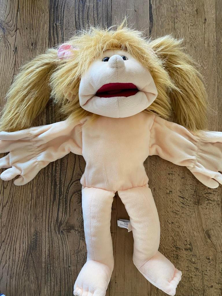 Living Puppets | Handpop Charlotta 65 cm | - - dé avontuurlijke speelgoedwinkel