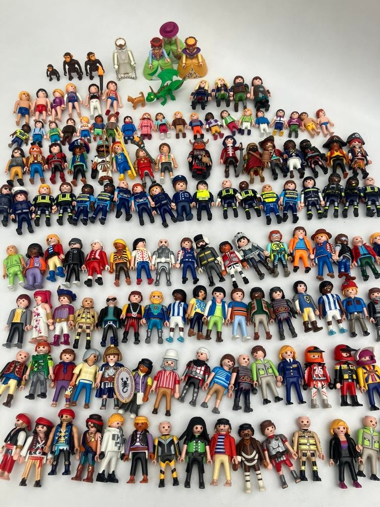 200 Playmobil figuurtjes, Kinderen en Baby's, Speelgoed | Playmobil, Ophalen of Verzenden, Gebruikt