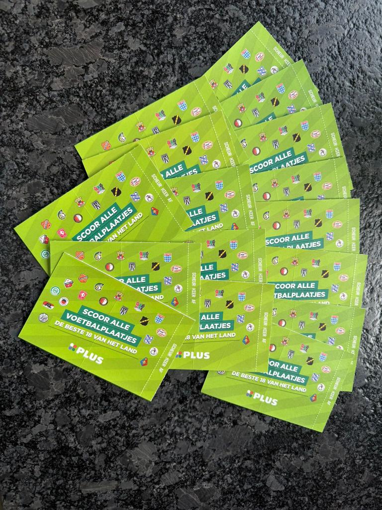 voetbalplaatjes Plus - Supermarkt actie - 16 pakjes, Plus, Ophalen of Verzenden