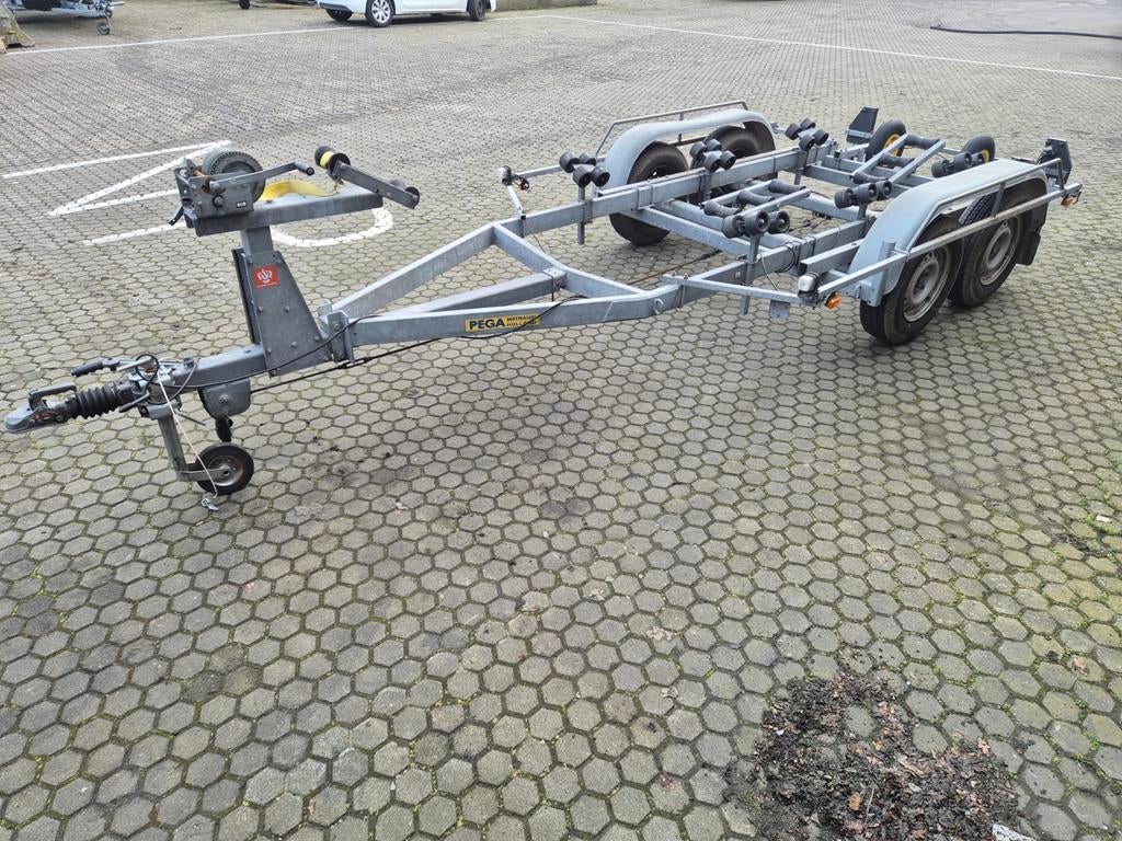 PEGA ZB 2000, Ophalen of Verzenden, Minder dan 6 meter