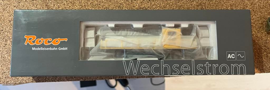 Roco 68793 NS 2418, Wisselstroom, Gebruikt, Locomotief, Ophalen of Verzenden