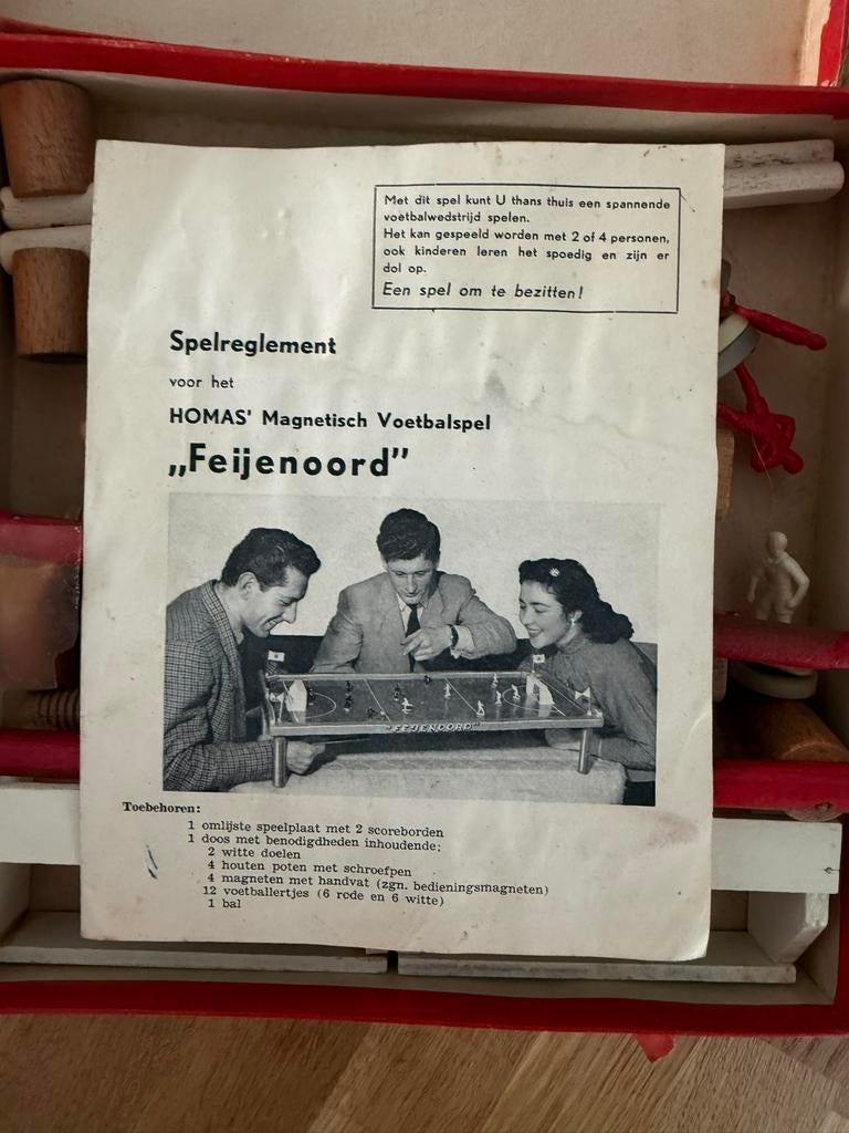 Zeer oud HOMAS Magnetisch Voetbalspel Feijenoord (niet compl, Ophalen of Verzenden, Gebruikt