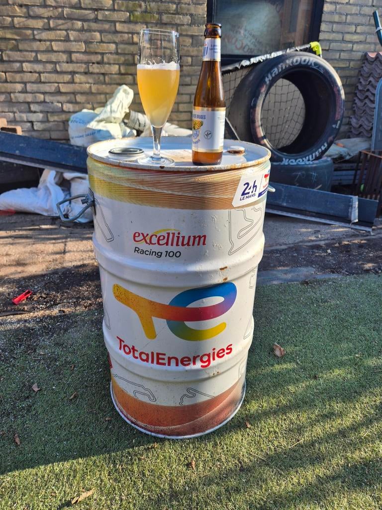 24h Le Mans olievat, Verzamelen, Ophalen