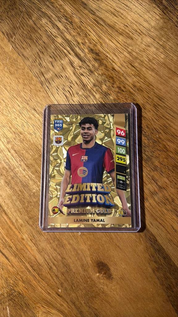 Lamine Yamal Limited Edition Premium Gold Panini 365, Ophalen of Verzenden, Zo goed als nieuw, Plaatje