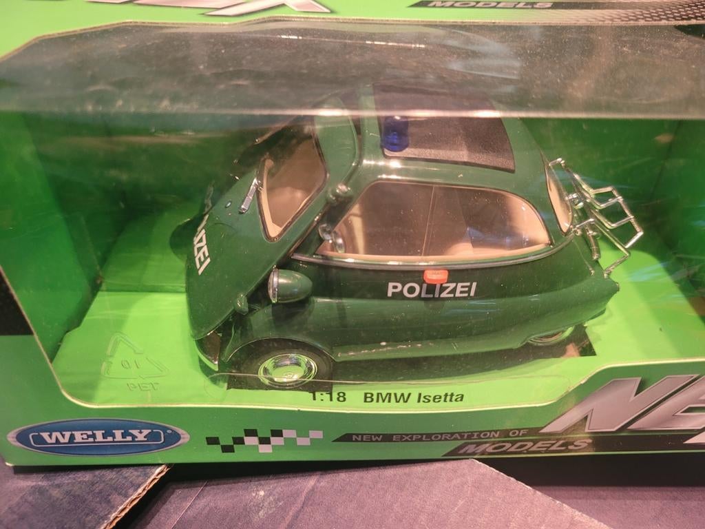BMW isette polizei, Hobby en Vrije tijd, Modelauto's | 1:18, Auto, R, Revell, R