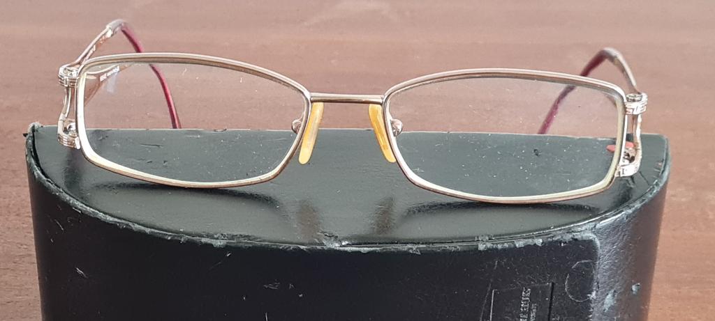 Versace bril c.q montuur, Sieraden, Tassen en Uiterlijk, Zonnebrillen en Brillen | Heren, Overige merken, Gebruikt, Overige kleuren