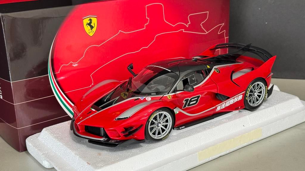 Ferrari FXX K Evo BBR Diecast BBR 182285 nieuw, Hobby en Vrije tijd, Modelauto's | 1:18, Ophalen of Verzenden, Zo goed als nieuw