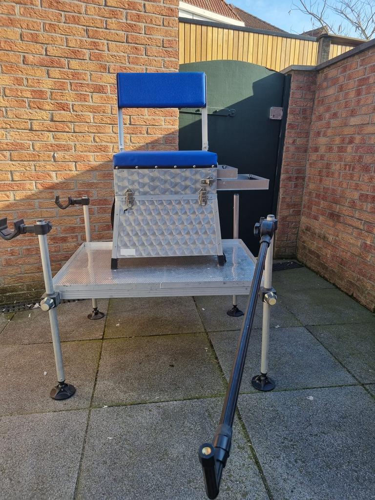 Visplateau 80x60 (verstelbaar) en viskoffer, Ophalen, Zo goed als nieuw, Overige typen