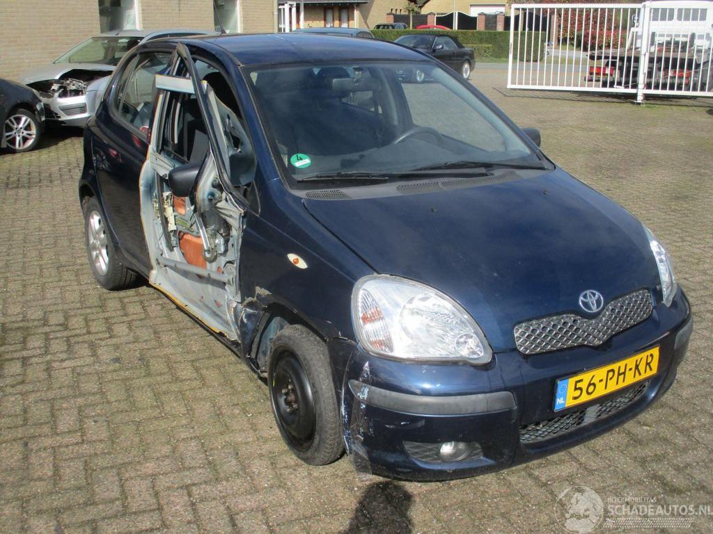 Toyota Yaris 1.3 VVT-i Idols (bj 2004), Blauw, Handgeschakeld, 1298 cc, Toyota