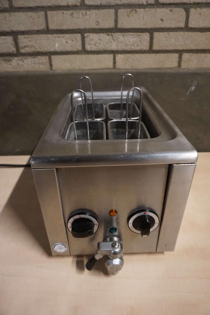 Berner elektrische pastakoker | 230 volt, Niet ingevuld, Niet ingevuld, Ophalen of Verzenden, Niet ingevuld