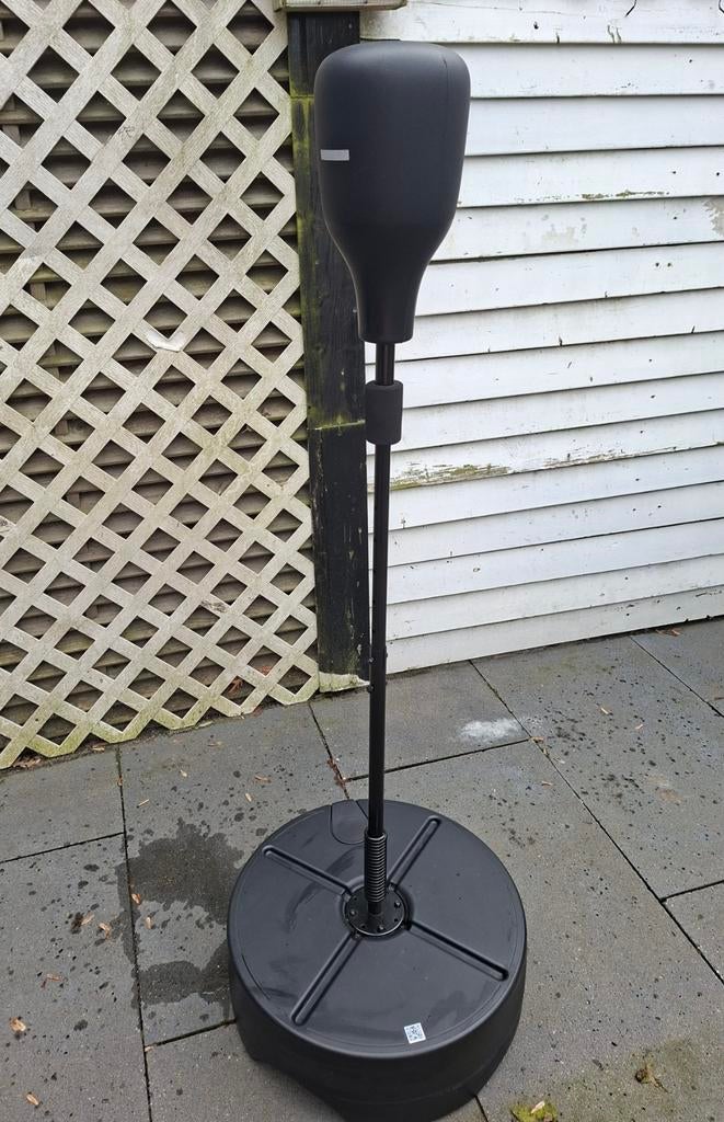 Aangeboden z.g.a.n Domyos Boksbal op sokkel, Sport en Fitness, Boksen, Ophalen, Bokszak