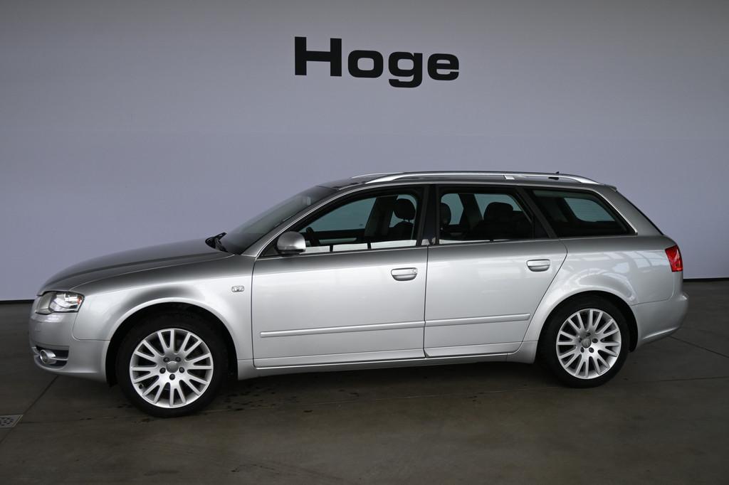Audi A4 Avant 2.0 TFSIe Advance Clima Cruise Control Navigat, Voorwielaandrijving, Gebruikt, Zwart, 4 cilinders