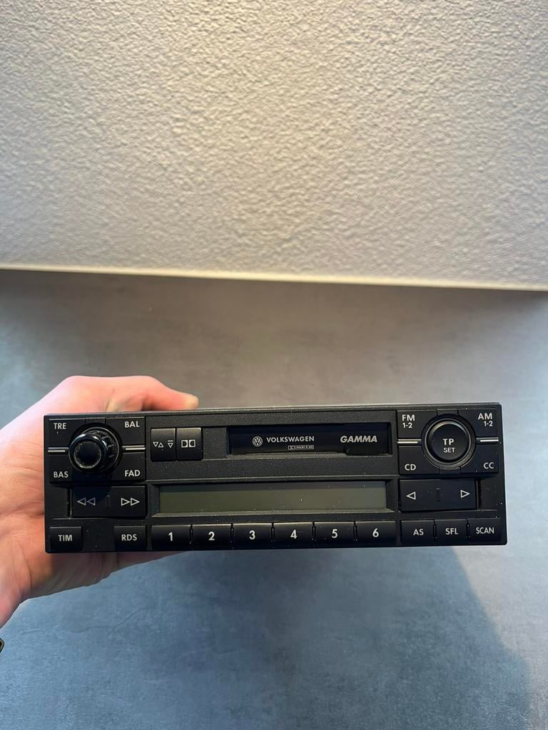 Vw radio uit golf 4 gti, Auto diversen, Autoradio's, Ophalen