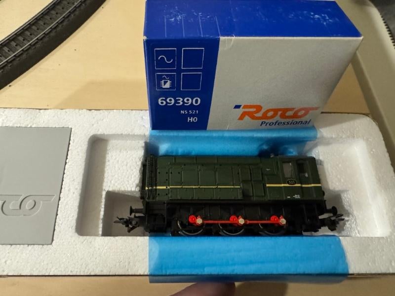 NIEUW: Roco 69390 Dieselloc 'Hippel' NS521, voor AC/Märklin, Ophalen, Nieuw, NS, Roco