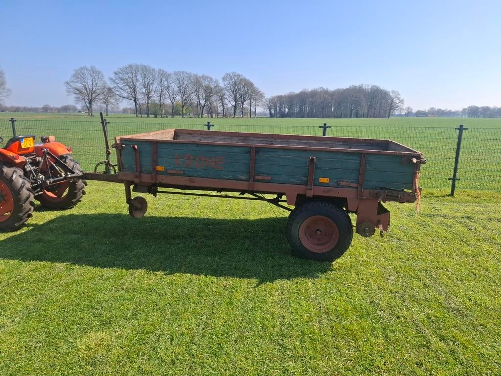 Krone mestwagen/ platte wagen, Ophalen, Gebruikt