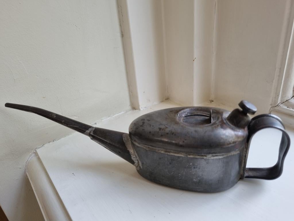 Antieke Oliespuit € 30 !, Ophalen of Verzenden