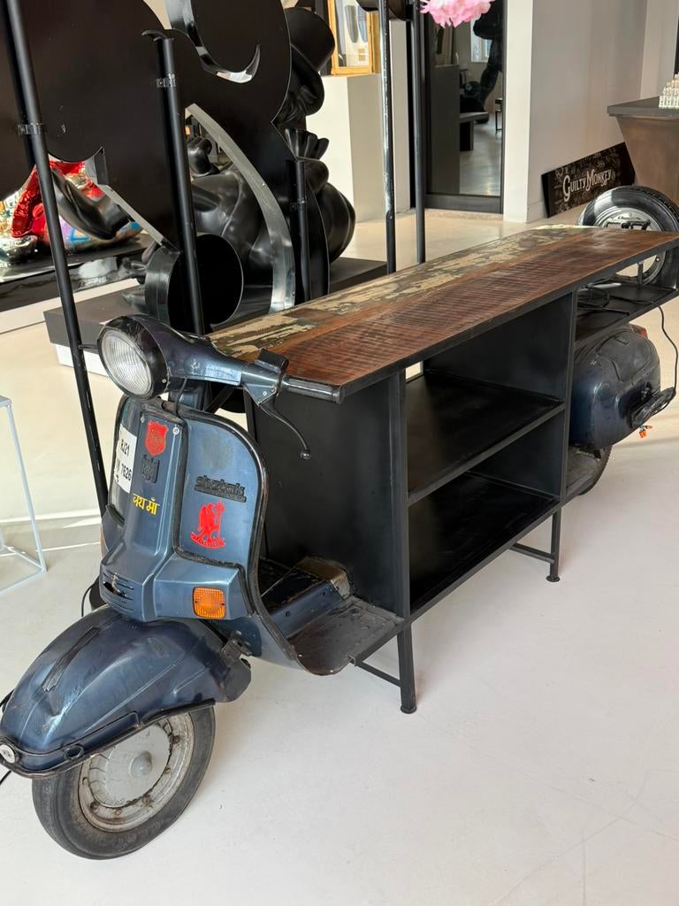 Scooter kast gemmakt van een echt scotter, Ophalen of Verzenden, Zo goed als nieuw, Elektrisch, Overige merken