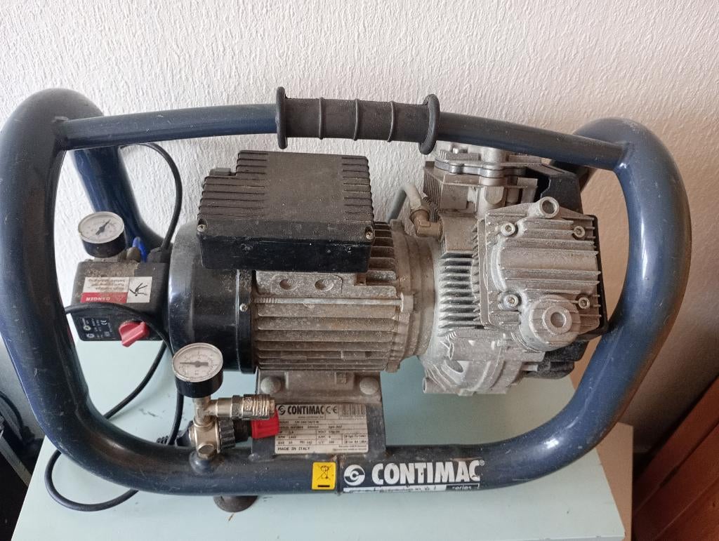 compressor contimac nardi, 10 bar of meer, Ophalen of Verzenden, Zo goed als nieuw, 200 tot 400 liter/min