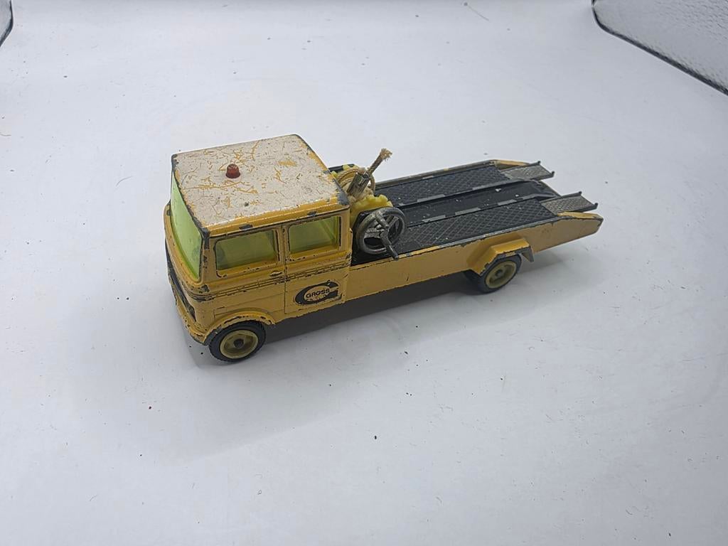 Mercedes auto ambulance, Ophalen of Verzenden, Zo goed als nieuw, Bus of Vrachtwagen, Wsi