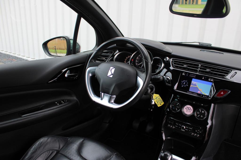 Citroën DS3 Cabrio 1.2 VTi So Chic | Incl. 12 maanden garan, Zwart, 1199 cc, 82 pk, Bedrijf