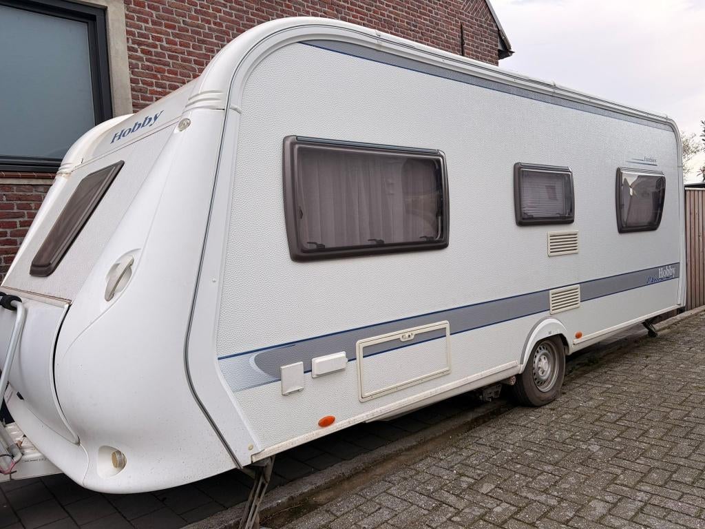 Hobby Excelsior 560, Rondzit, Hobby, Frans bed, 7 tot 8 meter