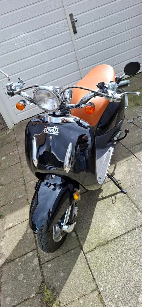 Ebretti snorscooter in bijna nieuwstaat met lithium accu., Ophalen, Zo goed als nieuw, Elektrisch, Overige merken