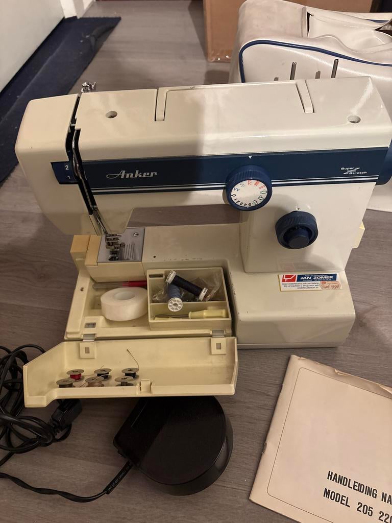 Anker naaimachine met handleiding, Ophalen, Gebruikt, Naaimachine, Overige merken
