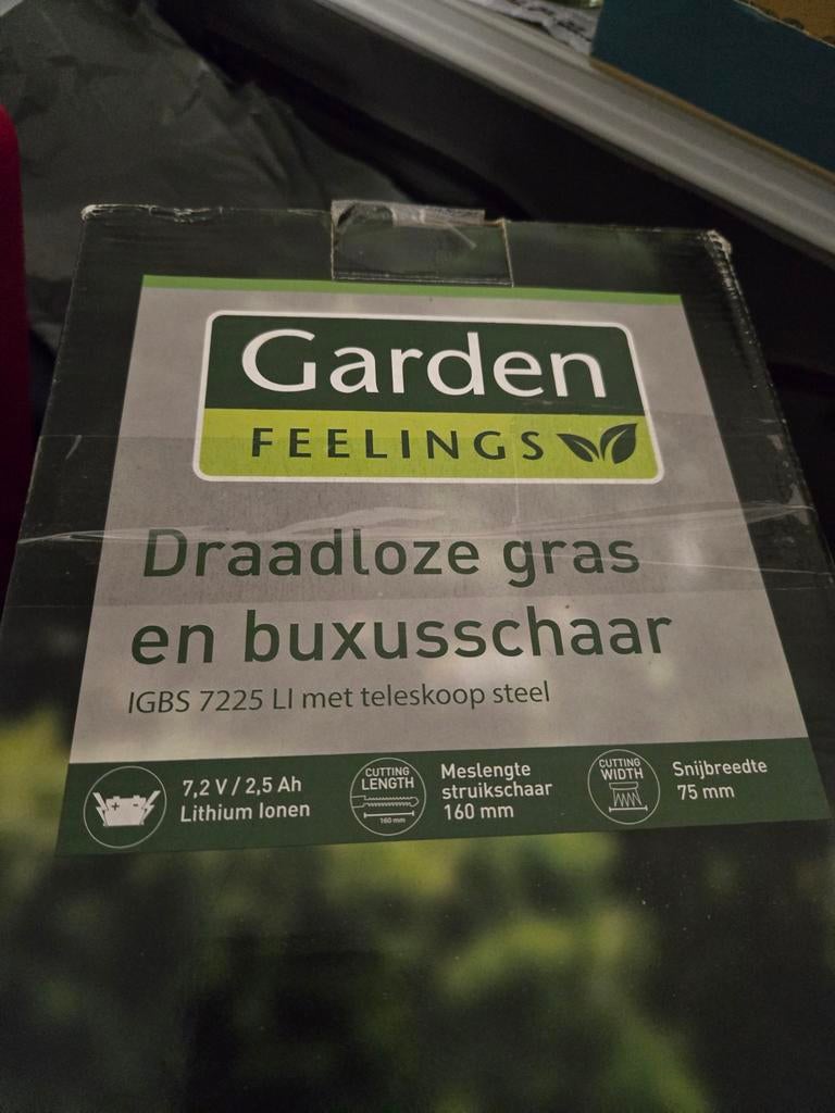 Draadloze grasknipper, Ophalen of Verzenden, Zo goed als nieuw