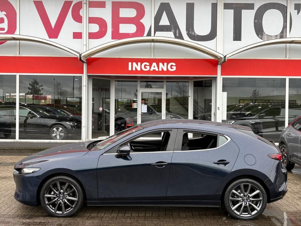 Mazda 3 2.0 HYBRID 180PK BOSE LED NAVI CAMERA CARPLAY TREKHA, 1998 cc, Gebruikt, 4 cilinders, Met garantie (alle)