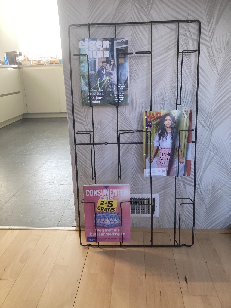 tijdschrifthouder, Huis en Inrichting, Woonaccessoires | Krantenbakken en Lectuurbakken, Ophalen, Gebruikt