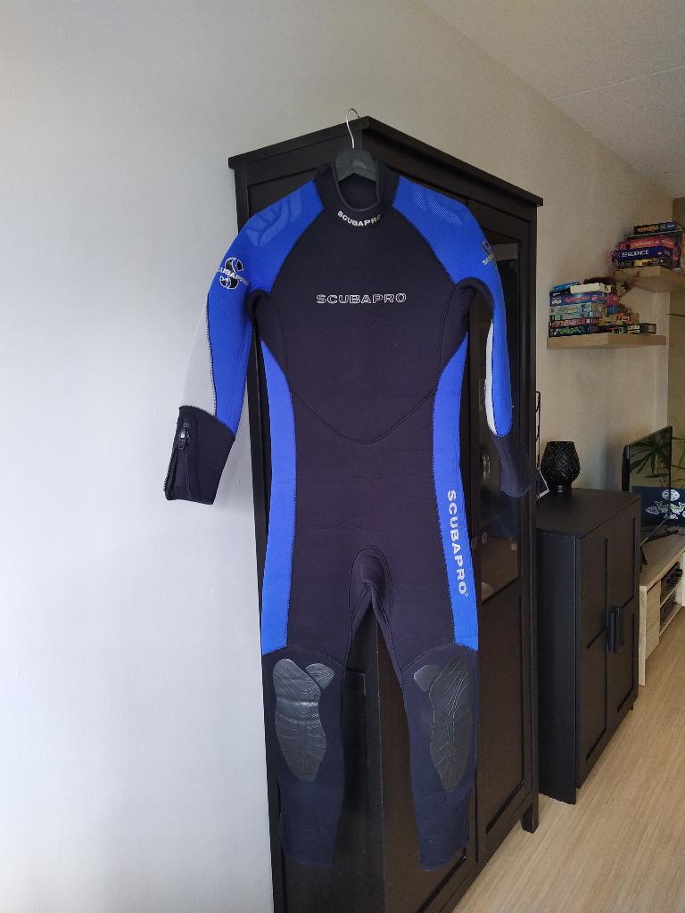 Scubapro 7mm wetsuit maat M/50, Ophalen of Verzenden, Zo goed als nieuw, Duikpak