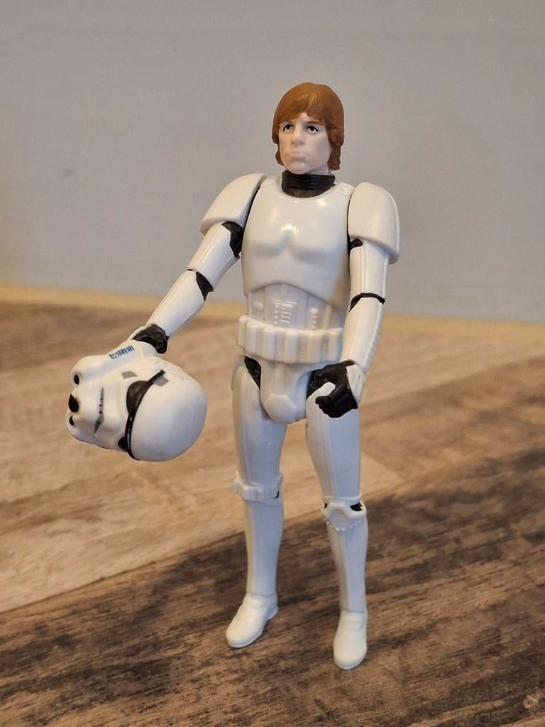 Star Wars Luke als Stormtrooper Saga Legends 2015 3.75 inch, Verzamelen, Star Wars, Ophalen of Verzenden, Zo goed als nieuw, Actiefiguurtje