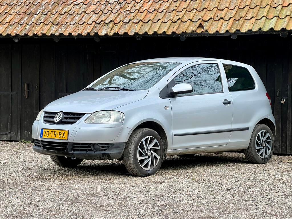 Volkswagen Fox 1.2 40KW 2007 Grijs, Voorwielaandrijving, 4 stoelen, 1198 cc, 973 kg
