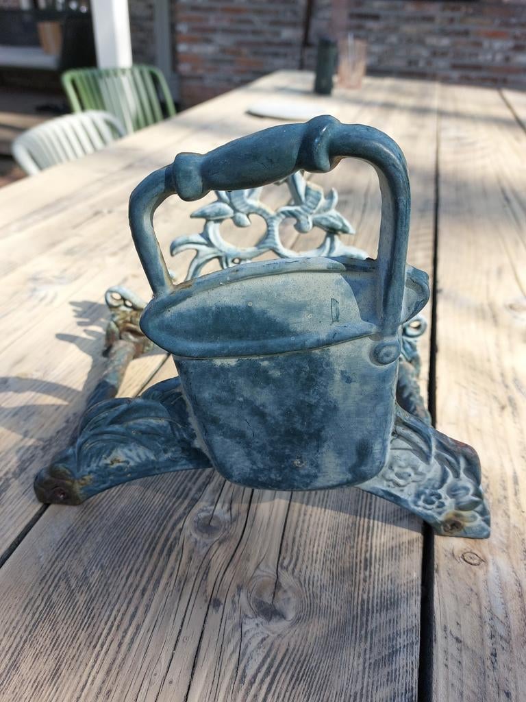 Decoratieve tuinslanghouder met mooie patina, Ophalen of Verzenden, Gebruikt