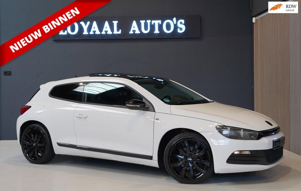 Volkswagen Scirocco 1.4 TSI Highline Plus | GLAZEN-DAK | AIR, Voorwielaandrijving, Euro 5, Stof, Gebruikt