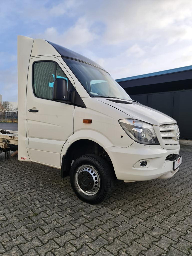 Mercedes-Benz Sprinter 519 Cdi 4x2 chassis-cabine, Auto's, Automaat, 190 pk, Bedrijf, Diesel