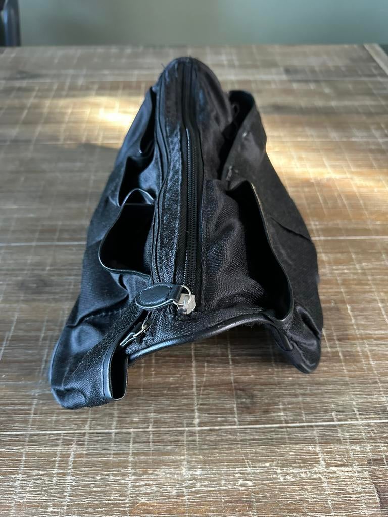 Nieuwe tas organizer, Sieraden, Tassen en Uiterlijk, Tassen | Damestassen, Zo goed als nieuw, Overige typen, Zwart, Ophalen of Verzenden