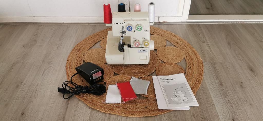 Overlockmachine Lockmachine Interlock NOTTET 240 D, Ophalen of Verzenden, Zo goed als nieuw, Lockmachine, Overige merken