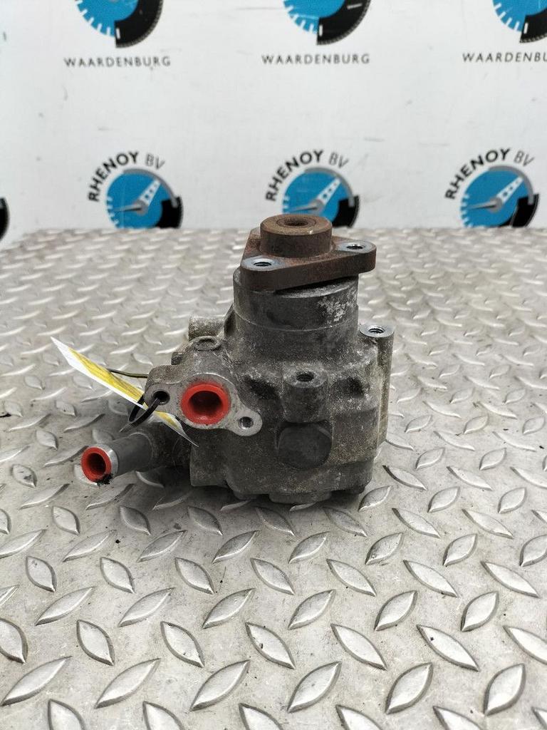 VOLKSWAGEN TRANSPORTER STUURPOMP 2021, Ophalen of Verzenden, Gebruikt, Stiba lid