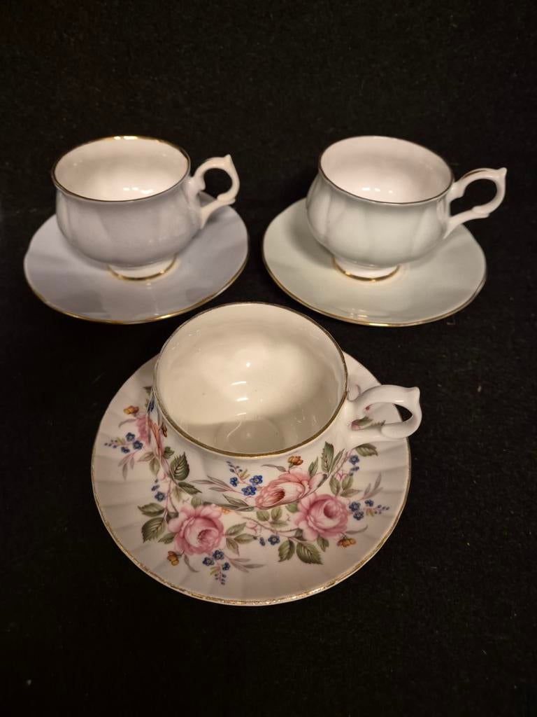 Springfield bone china made in Engeland, Ophalen of Verzenden, Gebruikt, Porselein, Kop en/of schotel