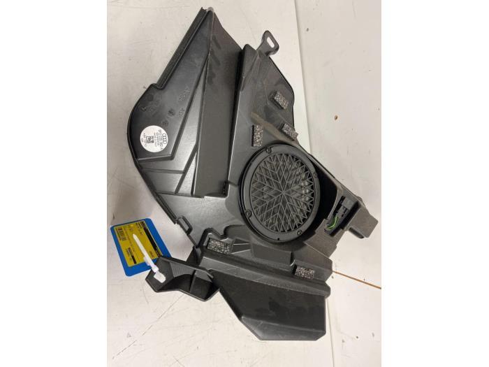 Subwoofer van een Audi S5, Gebruikt, -, -, -