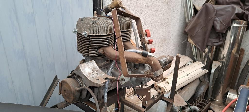 Trabant motor - loopt goed!, Ophalen, Gebruikt, IJzer