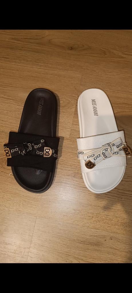 Nieuwe slippers, MISS AMAMI, Ophalen of Verzenden, Nieuw, Slippers