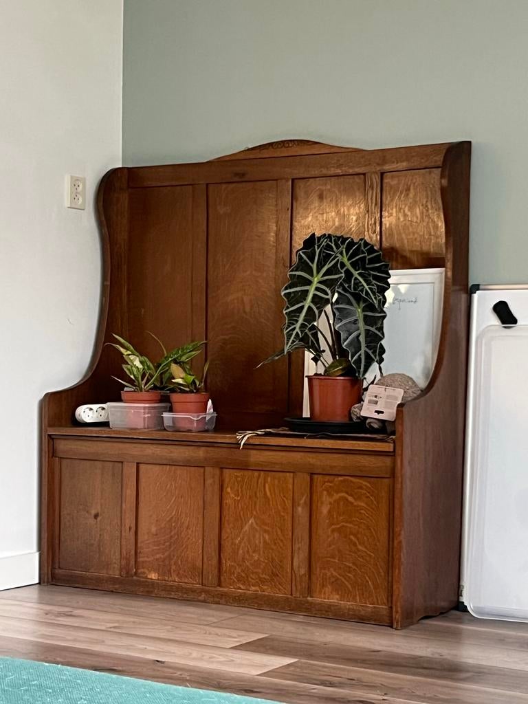 KERKBANK 150 MOET NU WEG, Antiek en Kunst, Antiek | Meubels | Stoelen en Banken, Ophalen